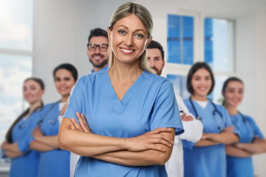 Hygienefachkraft mit ihrem Team